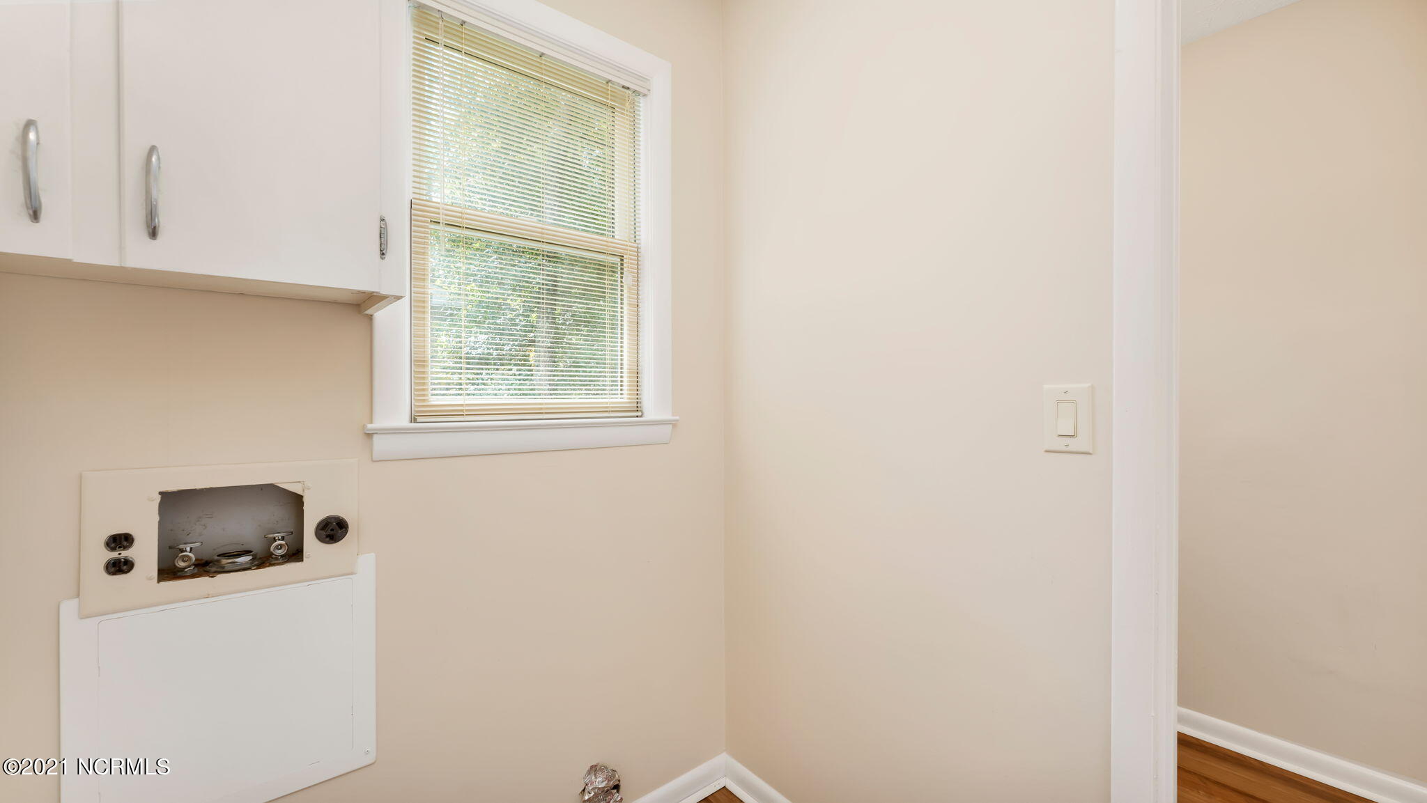 160 Boiling Spring Circle Southern Pines, NC 28387 - Photo 29 of 33 Laundry