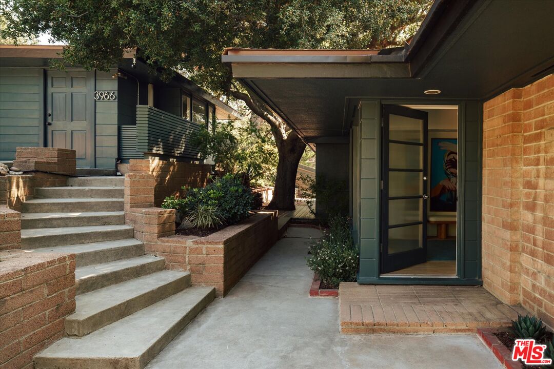 3966 San Rafael Avenue Los Angeles, CA 90065 - Photo 33 of 43