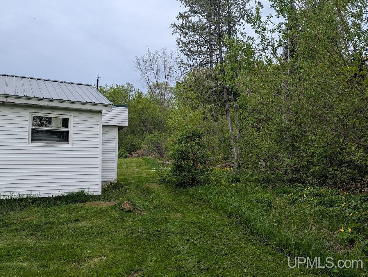 24662 Mud Creek Road Mass City, MI 49948 - Photo 7 of 23