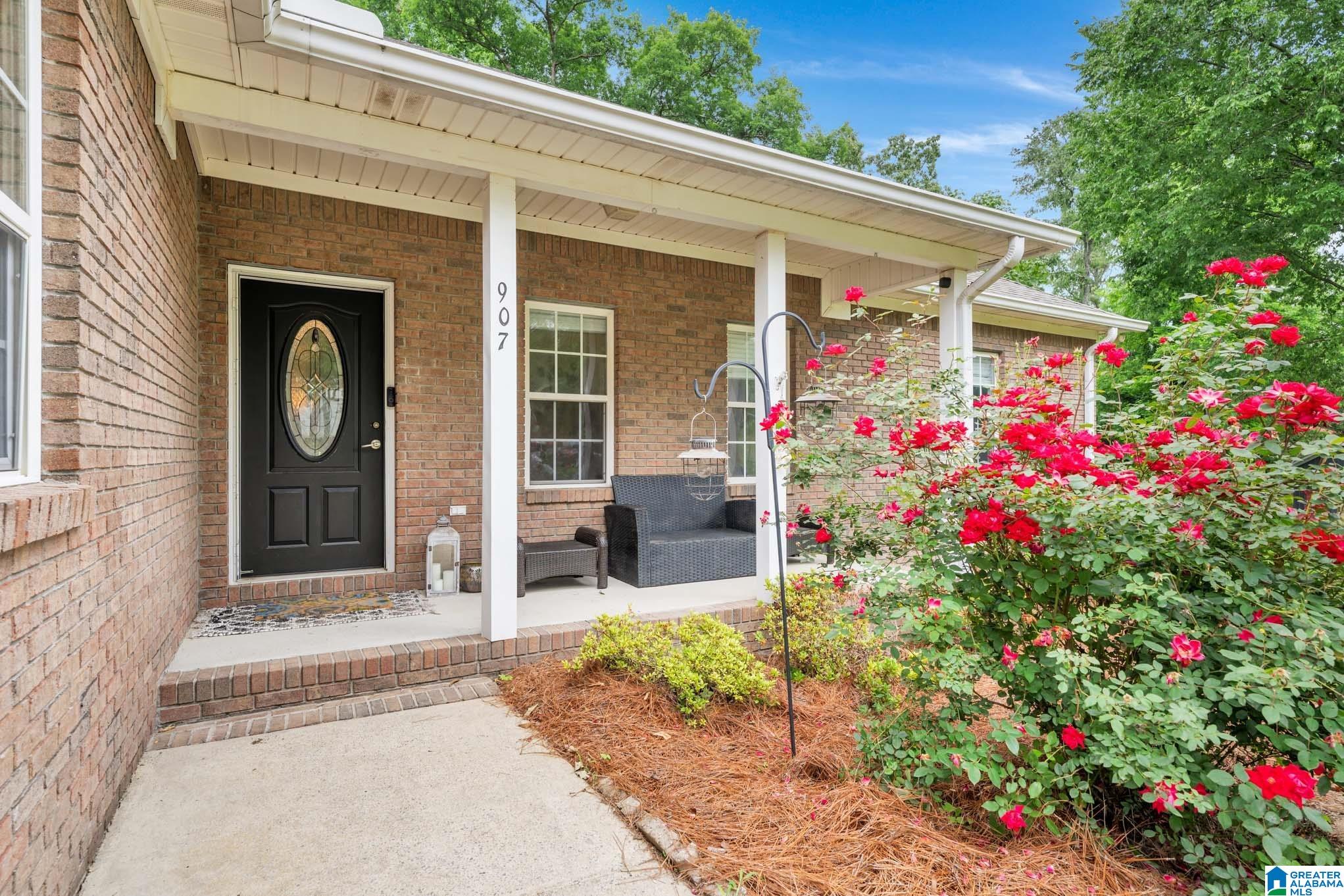 907 Spruce Road Oneonta, AL 35121 - Photo 5 of 37