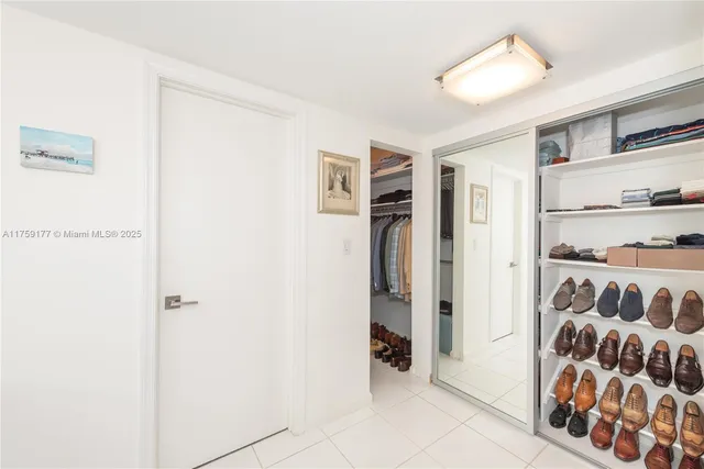 $1,199,000 | 155 Ocean Ln Drive, Unit 1113, Key Biscayne, FL 33149