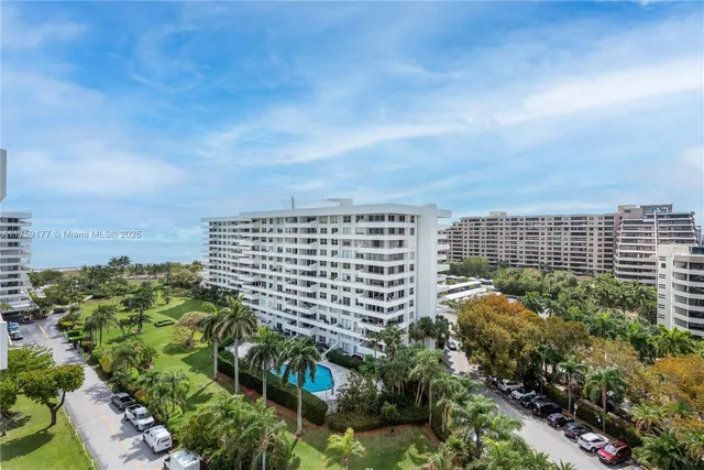 $1,199,000 | 155 Ocean Ln Drive, Unit 1113, Key Biscayne, FL 33149