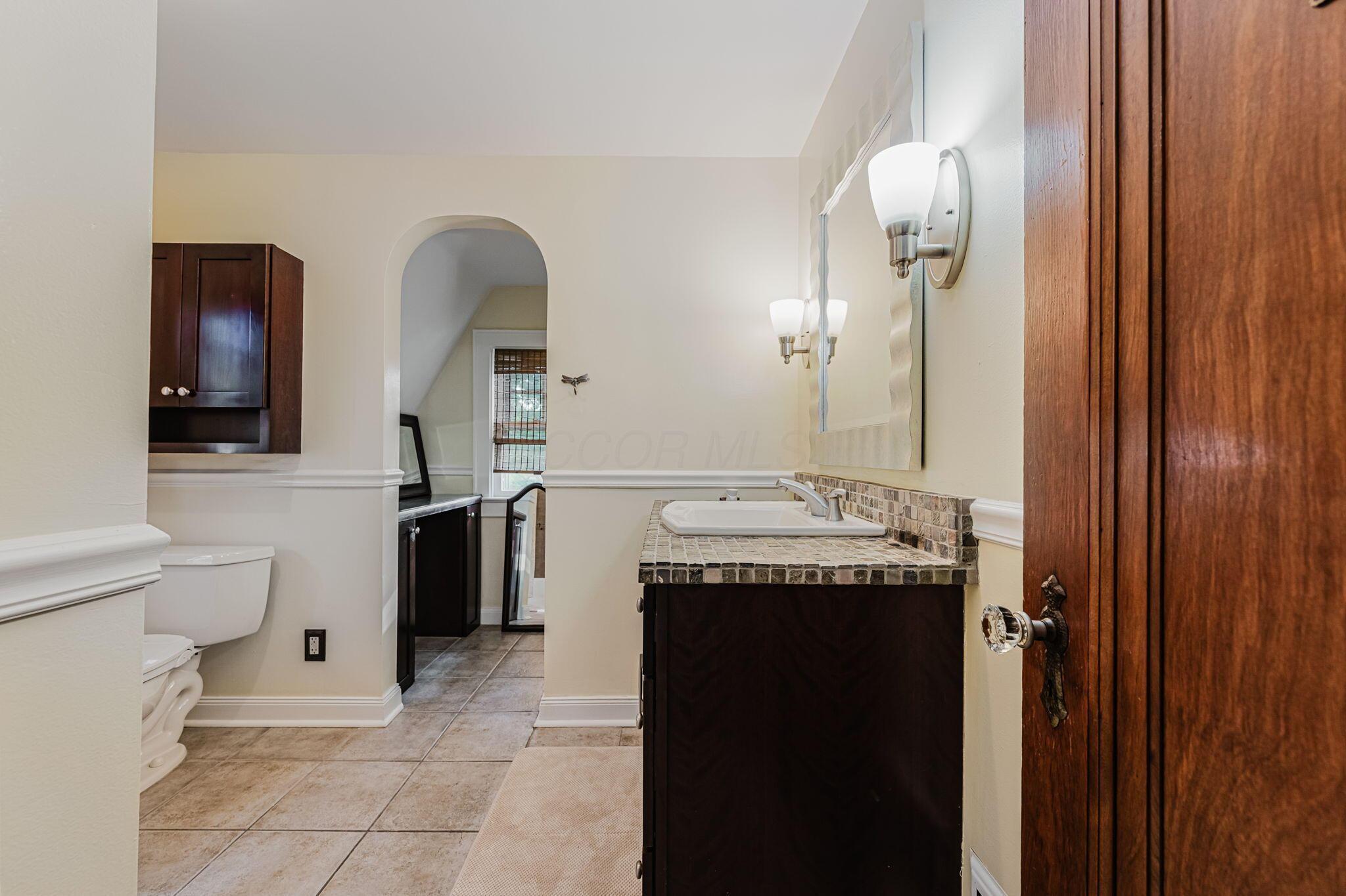 944 South Cassingham Road Bexley, OH 43209 - Photo 25 of 46 38-B.M. - 944 S Cassingham Rd, Columbus-