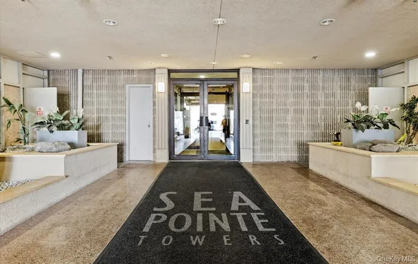 $3,750 | 360 Shore Road, Unit 10C, Long Beach, NY 11561