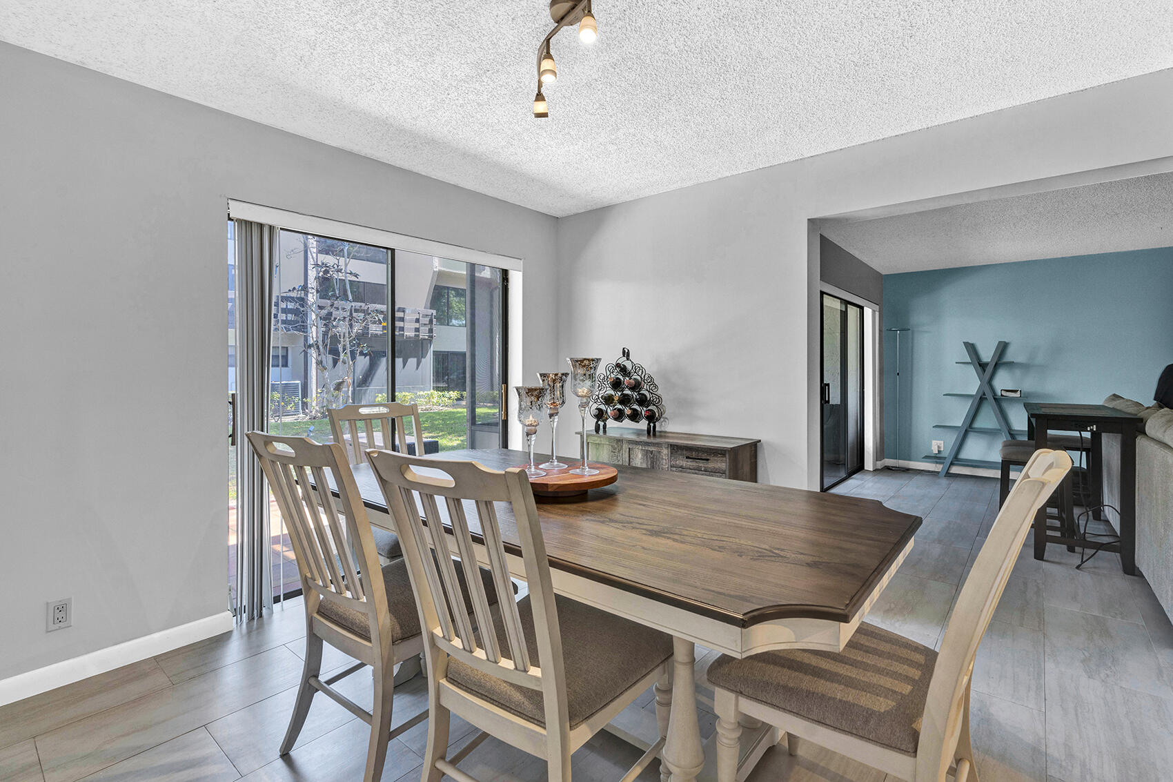 149 Northwest 70th Street, Unit 205B Boca Raton, FL 33487 - Photo 4 of 29 AR502848