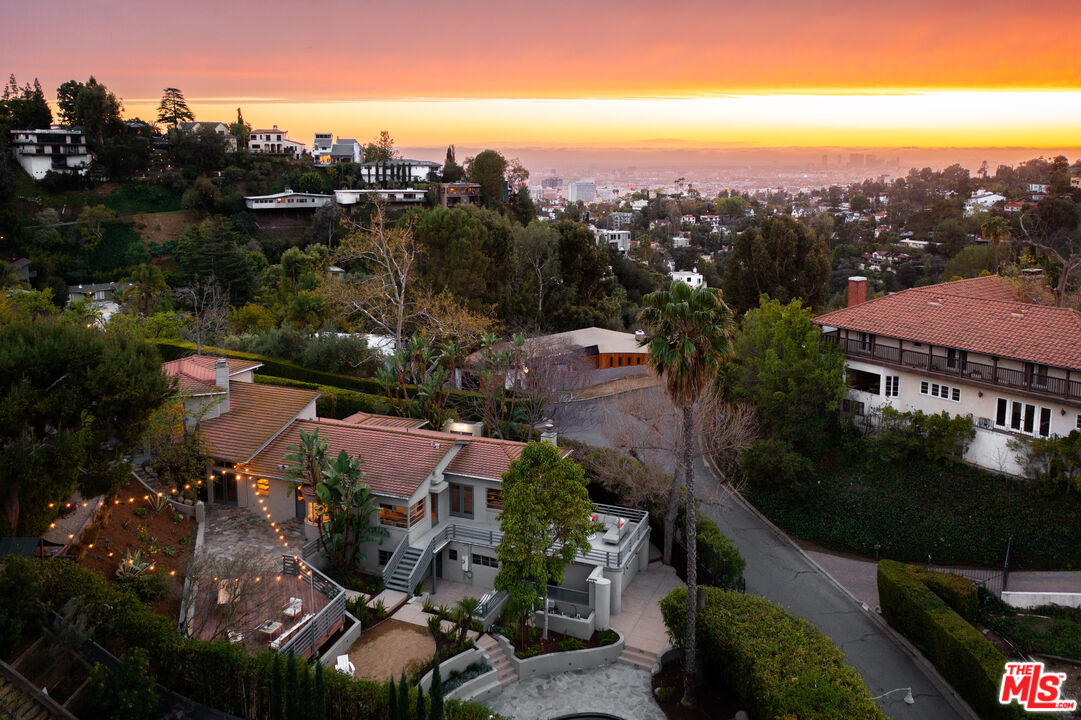 2510 Park Oak Drive Los Angeles, CA 90068 - Photo 33 of 38