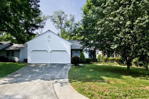 216 Inata Lane Loudon, TN 37774 - Photo 1 of 23 Primary Photo