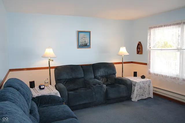 $346,000 | 6052 North Deckshire Lane, Shirley, IN 47384