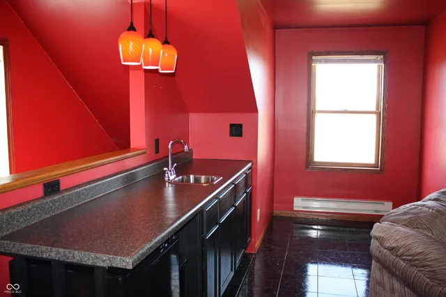 $346,000 | 6052 North Deckshire Lane, Shirley, IN 47384