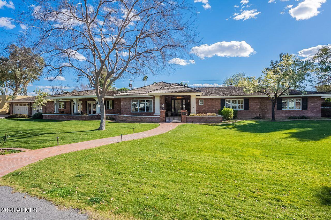 319 West Lawrence Road Phoenix, AZ 85013 - Photo 1 of 36 Lawrence-7