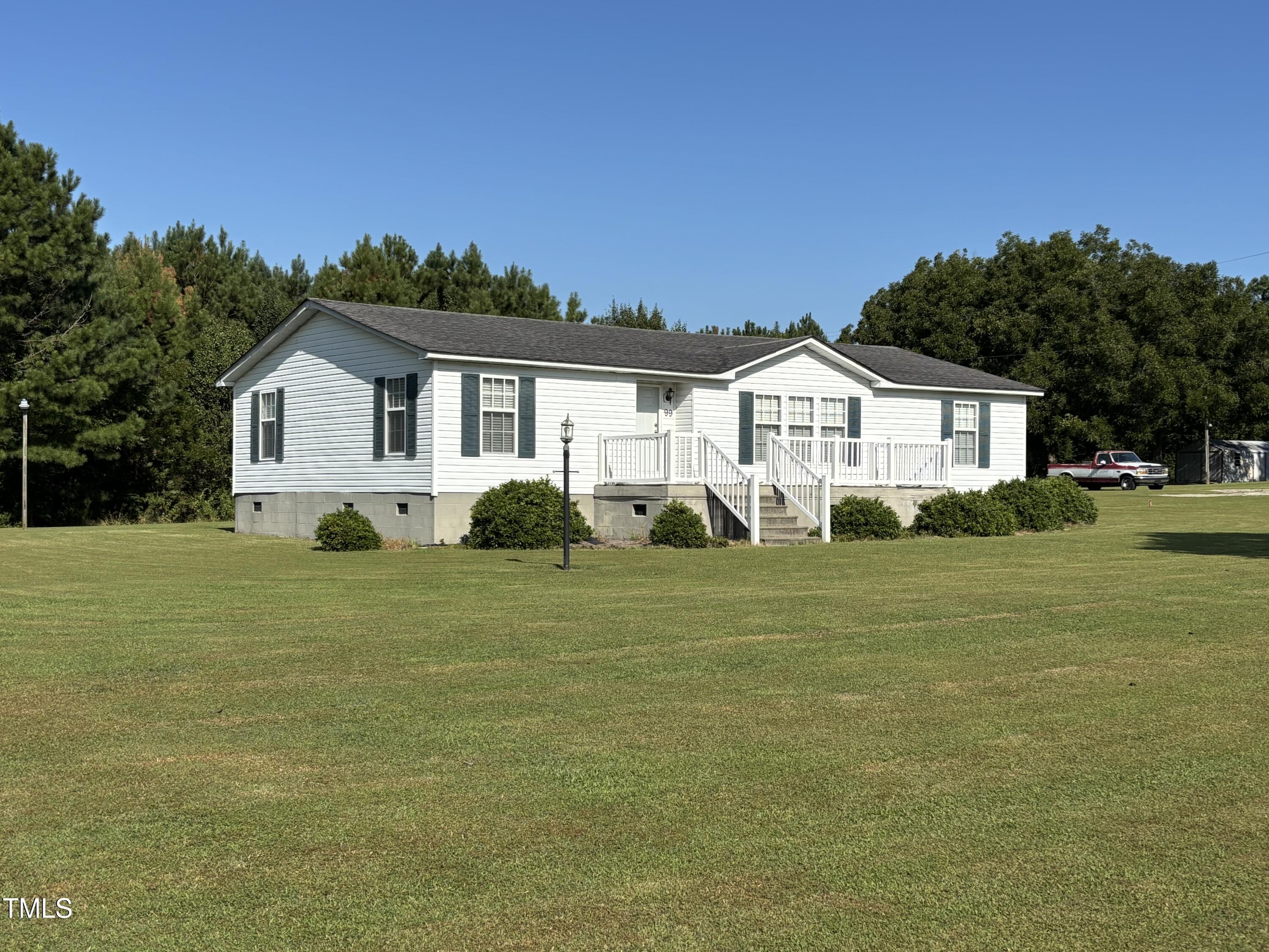 99 Kelly Road Henderson, NC 27537 - Photo 1 of 18 IMG_9789