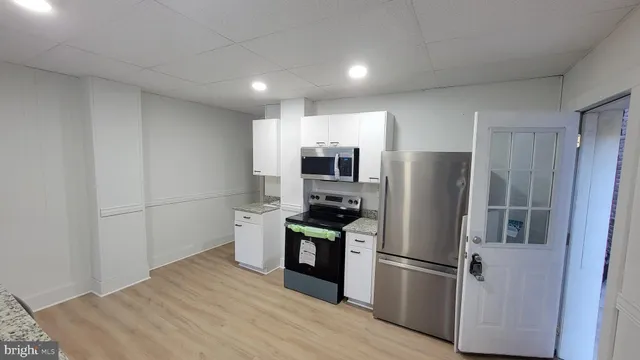 $1,400 | 329 Bedford Street, Cumberland, MD 21502