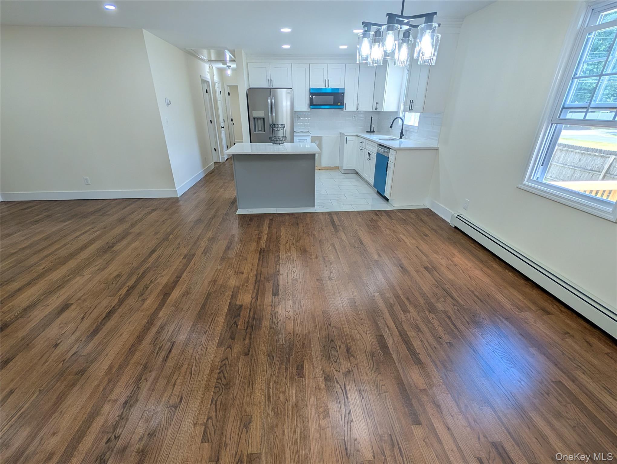 669 Vassar Road Poughkeepsie, NY 12603 - Photo 8 of 28