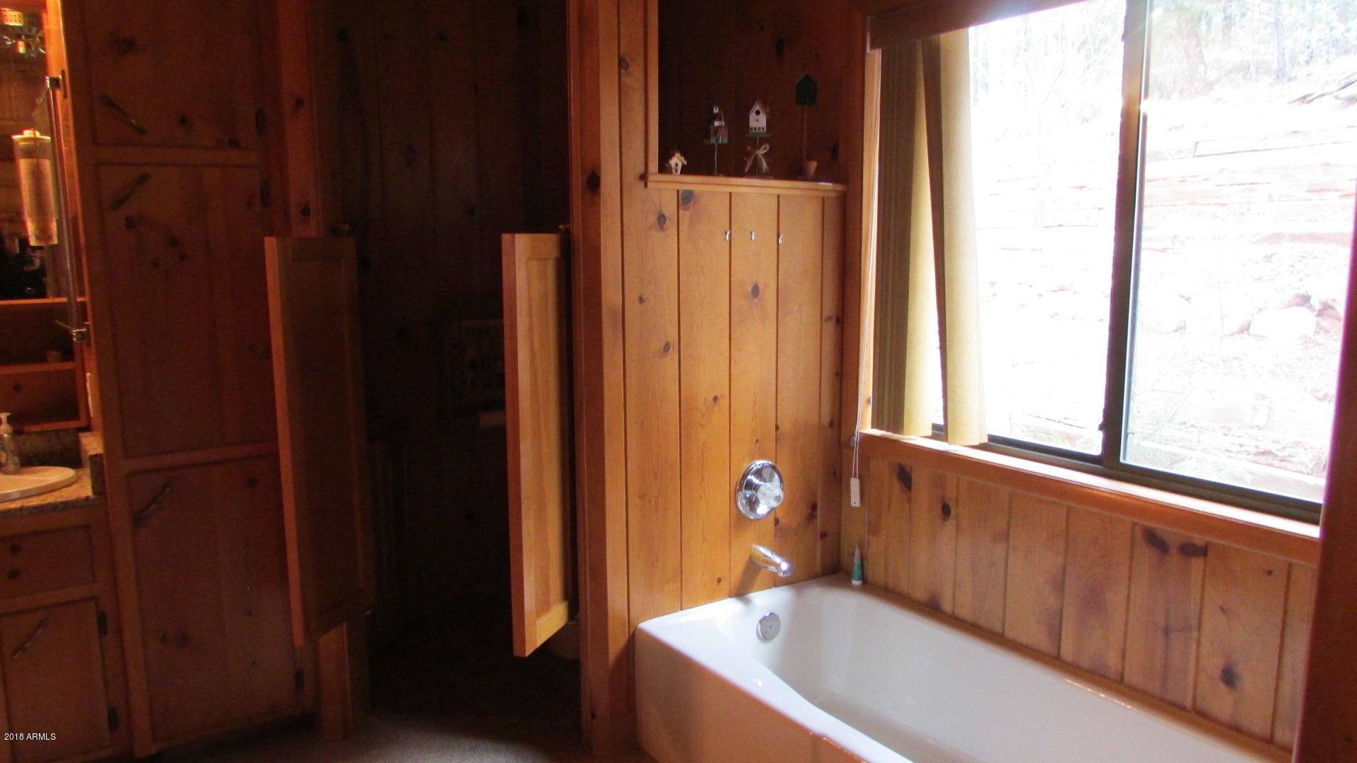355 North Rim Trail Road Payson, AZ 85541 - Photo 102 of 121 MASTER BATH