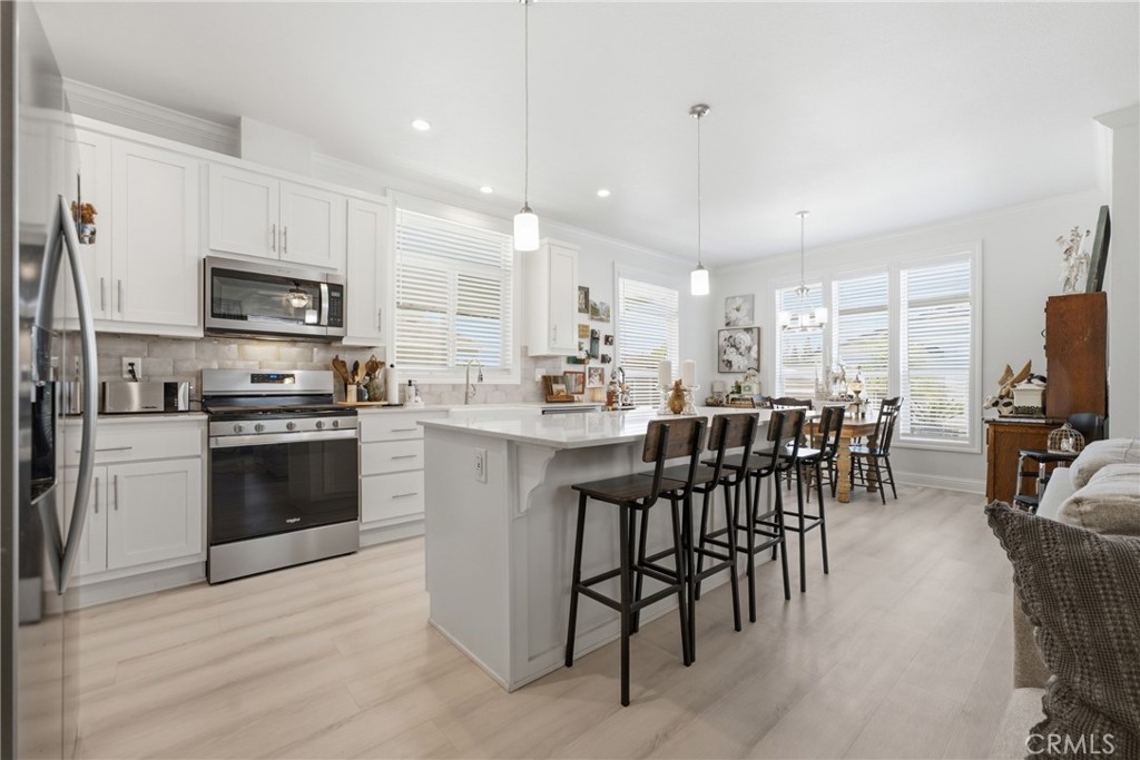 23301 Ridge Rte Drive, Unit 111 Laguna Hills, CA 92653 - Photo 9 of 43