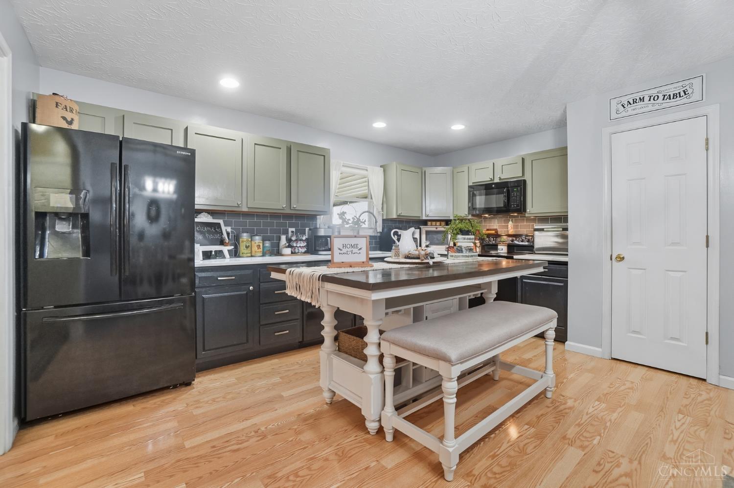 5887 Shaker Road Franklin, OH 45005 - Photo 17 of 77 Gallery Image 17