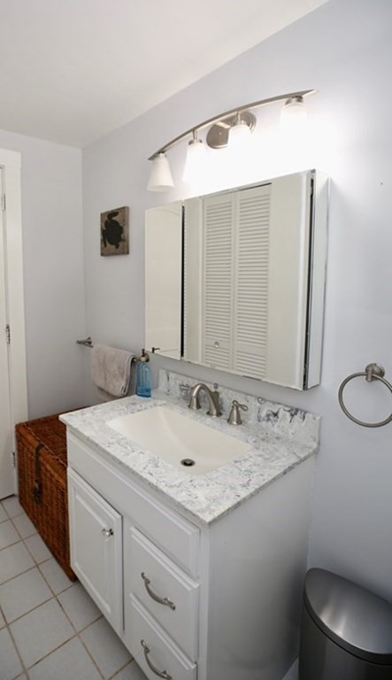 3 Acushnet Road Mattapoisett, MA 02739 - Photo 12 of 27 Gallery Image 12