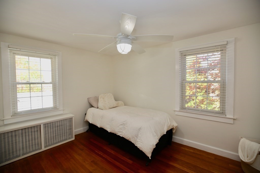 3 Acushnet Road Mattapoisett, MA 02739 - Photo 16 of 27 Gallery Image 16