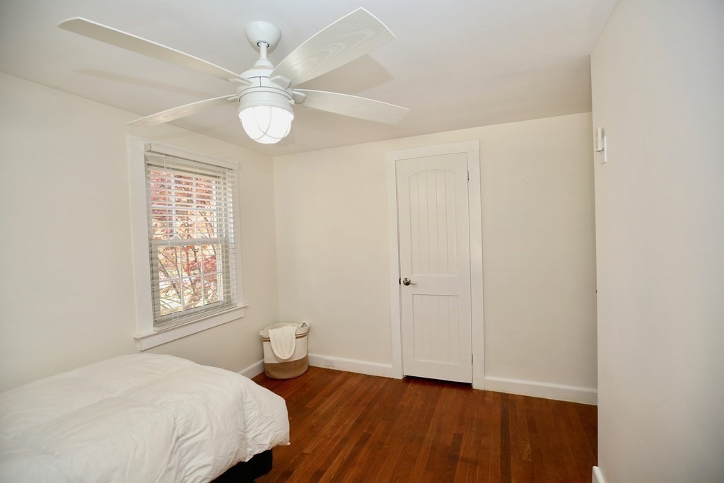 3 Acushnet Road Mattapoisett, MA 02739 - Photo 17 of 27 Gallery Image 17