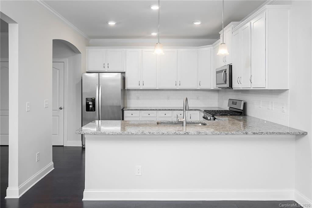 1127 Pecan Ridge Road Fort Mill, SC 29715 - Photo 4 of 16 Gallery Image 4