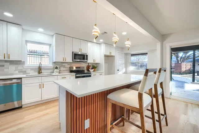 $675,000 | 1712 Cathedral Drive, Plano, TX 75023