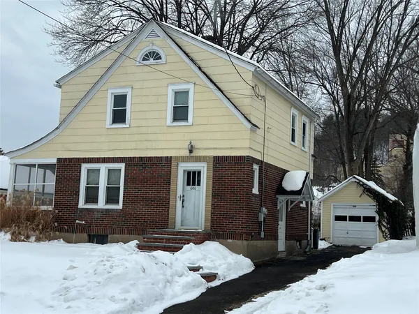 $159,000 | 606 Exchange Street South, Endicott, NY 13760