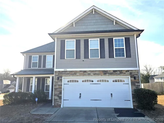 $2,100 | 5241 Goshawk Drive, Hope Mills, NC 28348
