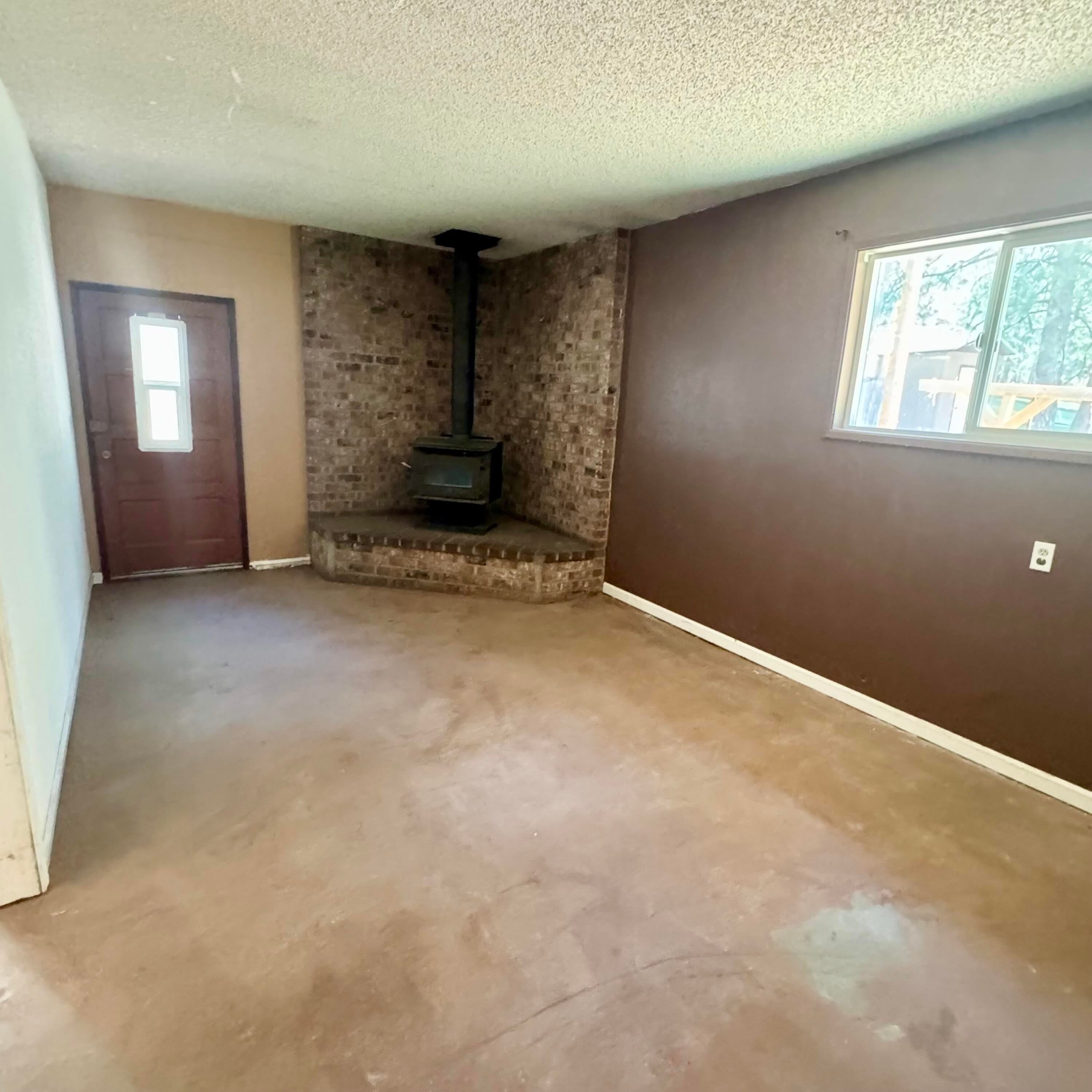 35819 South Chiloquin Road Chiloquin, OR 97624 - Photo 12 of 17 6