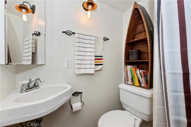 $449,000 | 714 Blue Jay Canyon Road, Lake Arrowhead, CA 92317