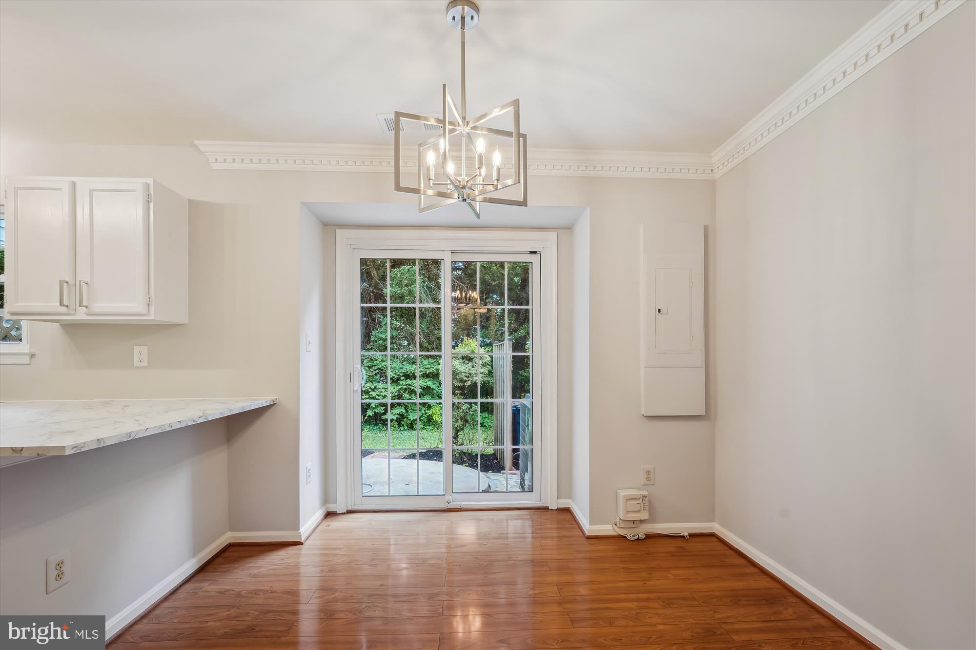 10 Suncroft Court Silver Spring, MD 20904 - Photo 7 of 19 Dining Area