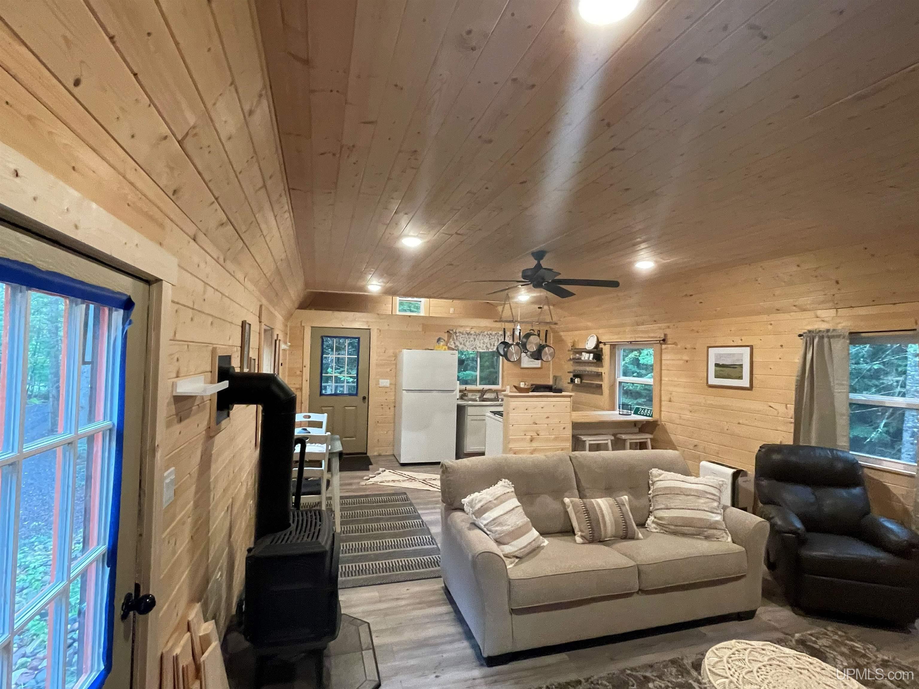 26950-26881 East Grosse Point Road Hancock, MI 49930 - Photo 12 of 23