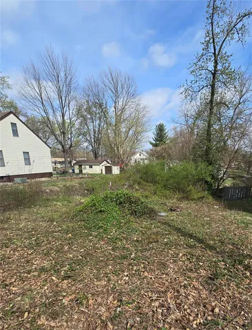 $32,000 | 238 Seminole Street, Edwardsville, IL 62025