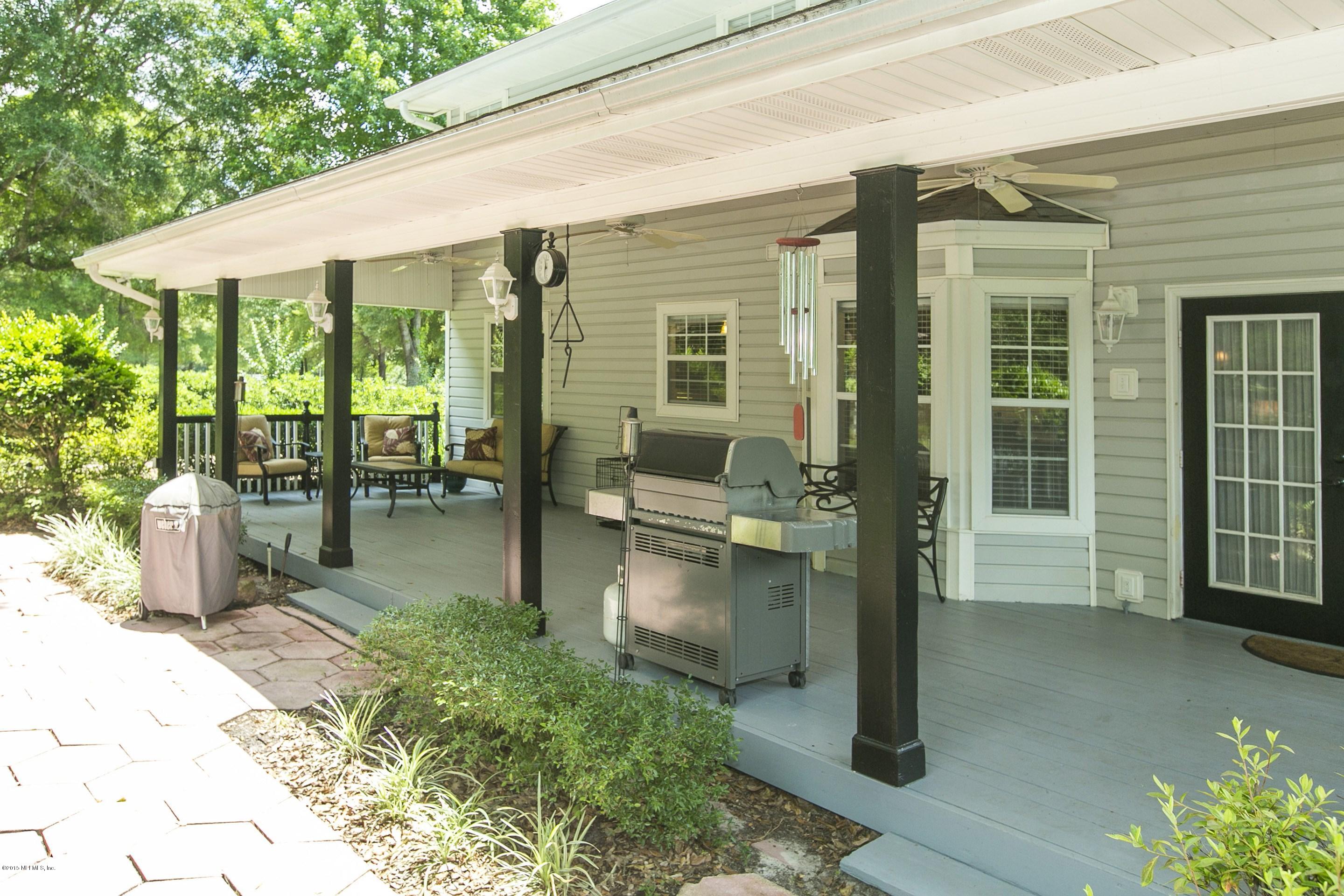 7689 Old Nursery Road Macclenny, FL 32063 - Photo 24 of 37 Back Porch