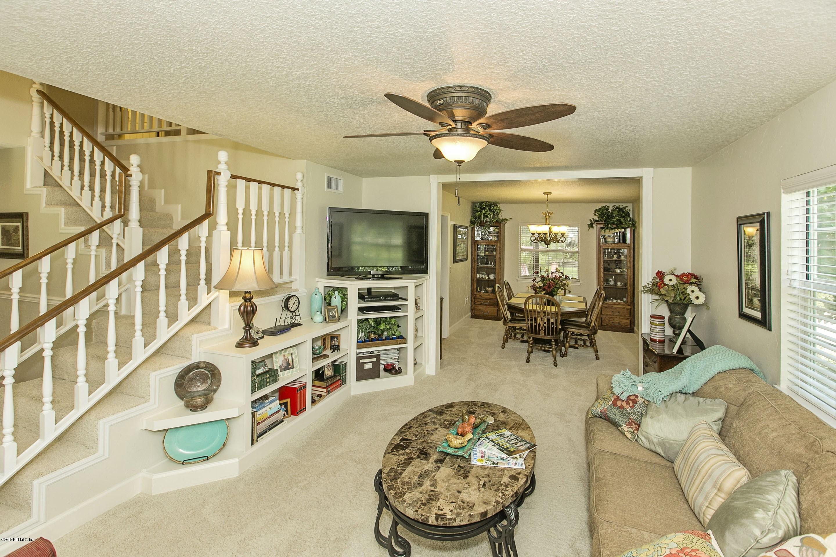 7689 Old Nursery Road Macclenny, FL 32063 - Photo 4 of 37 Living & Dining Room