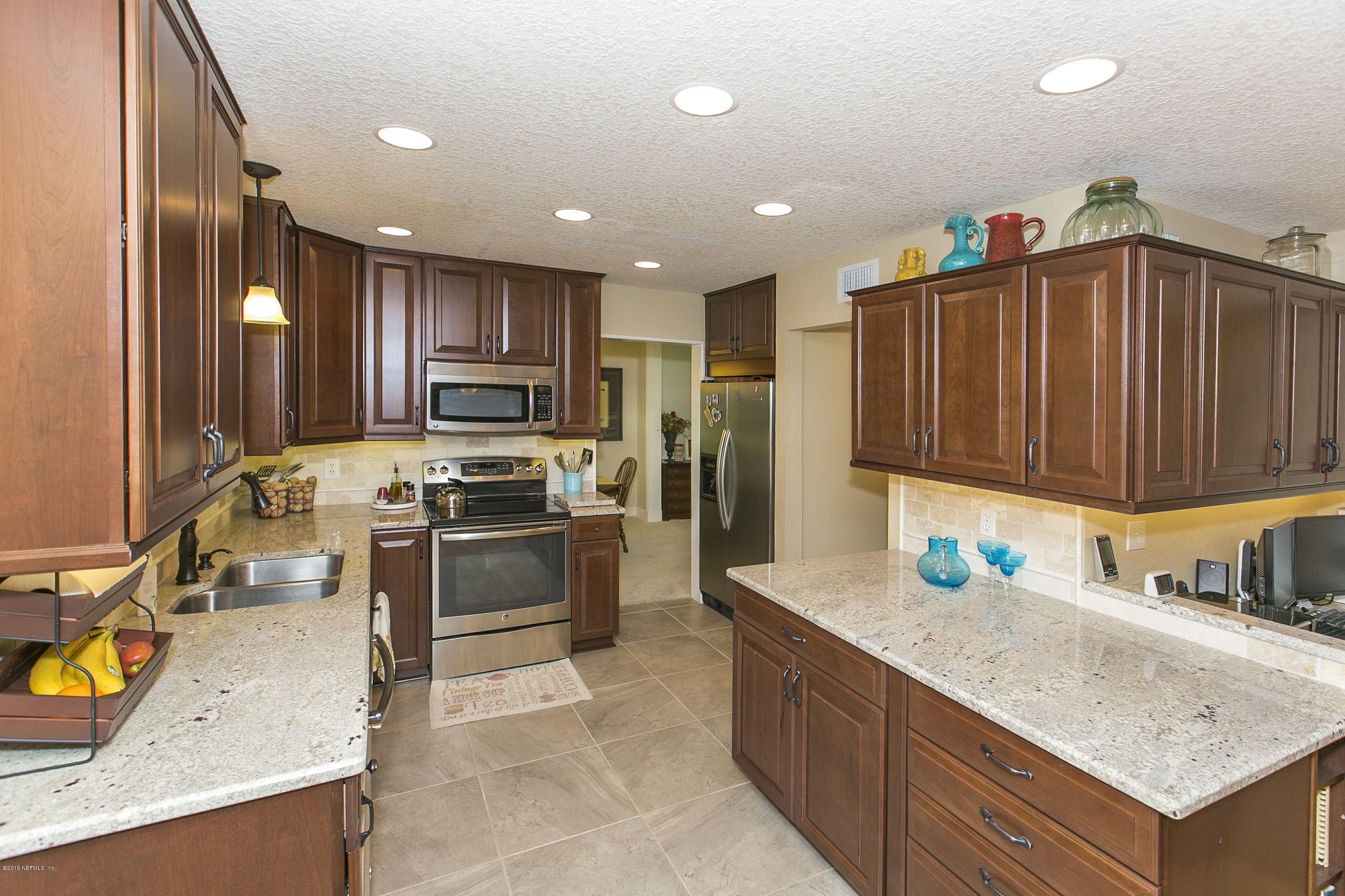 7689 Old Nursery Road Macclenny, FL 32063 - Photo 7 of 37 Kitchen