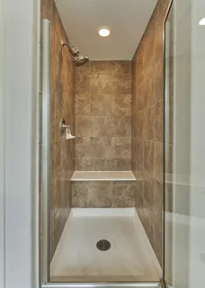 $775,000 | 11 East French Oaks Circle, The Woodlands, TX 77382