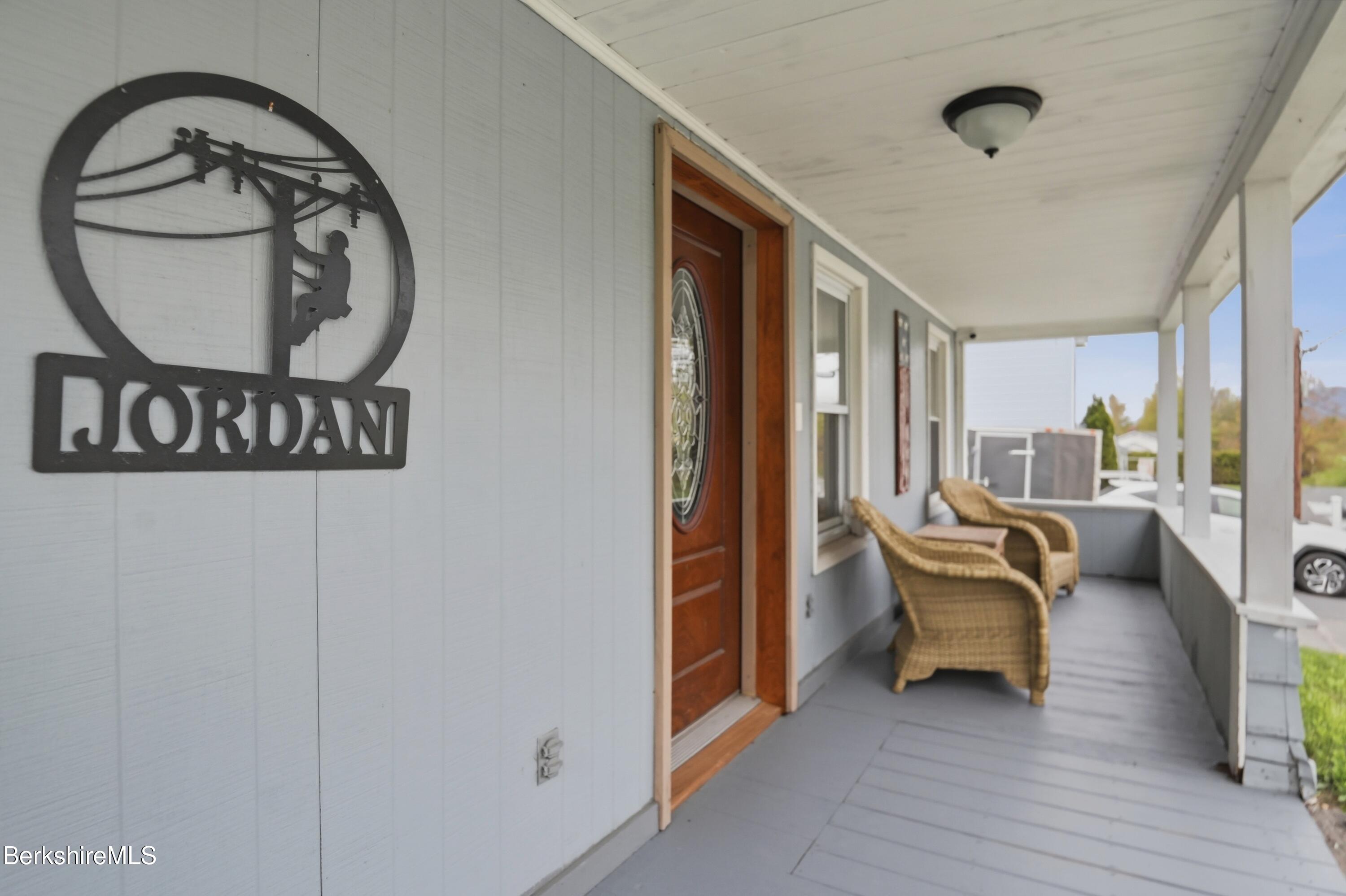 37 Alger Street Adams, MA 01220 - Photo 4 of 46 Front porch