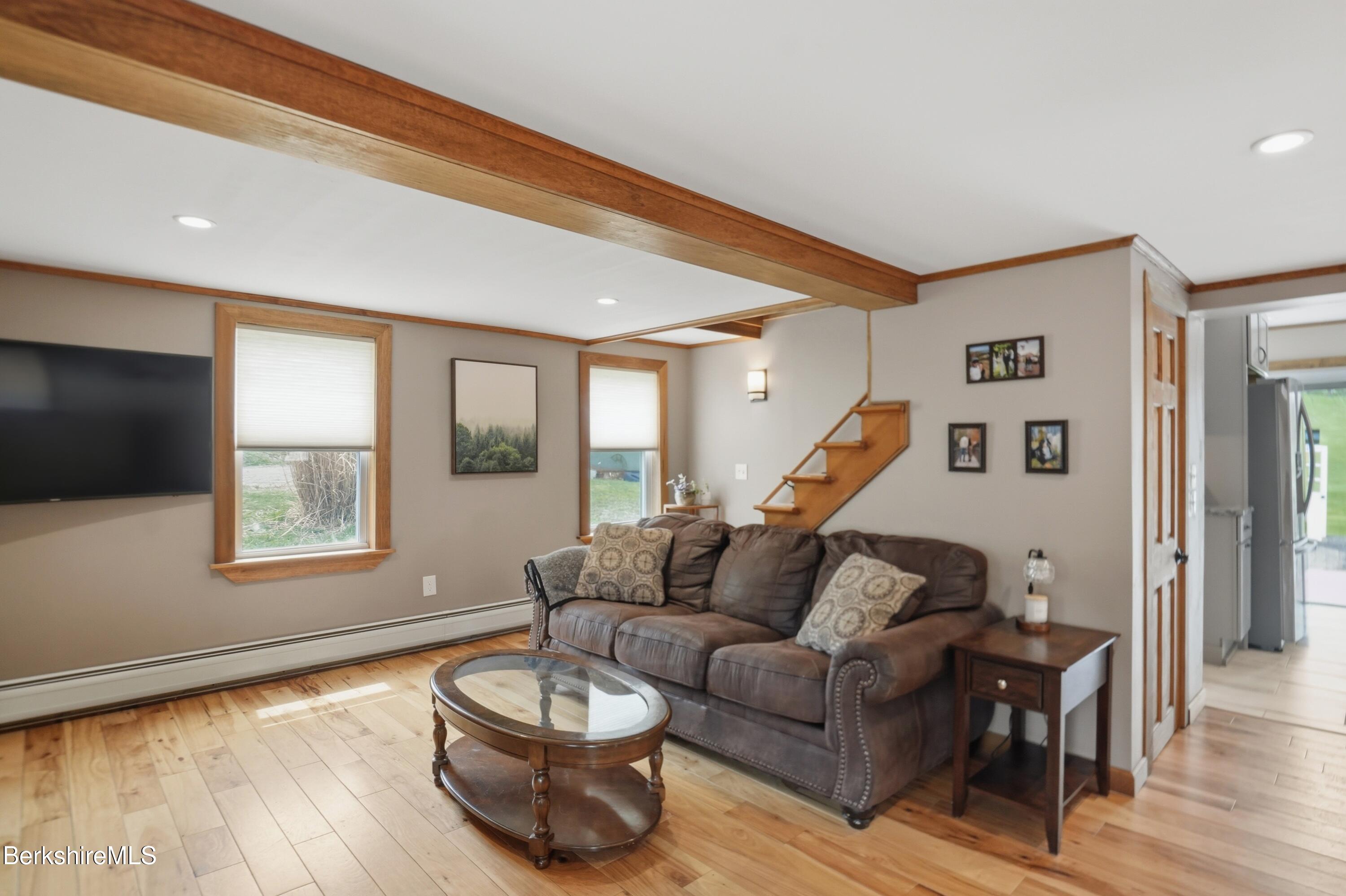 37 Alger Street Adams, MA 01220 - Photo 7 of 46 Livingroom