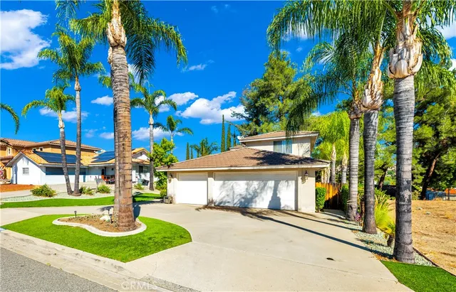 $684,999 | 22730 Canyon Lake Drive South, Canyon Lake, CA 92587