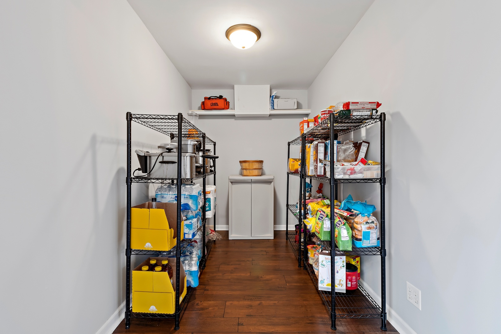 245 Washington Boulevard Hoffman Estates, IL 60169 - Photo 10 of 19 a view of utility room