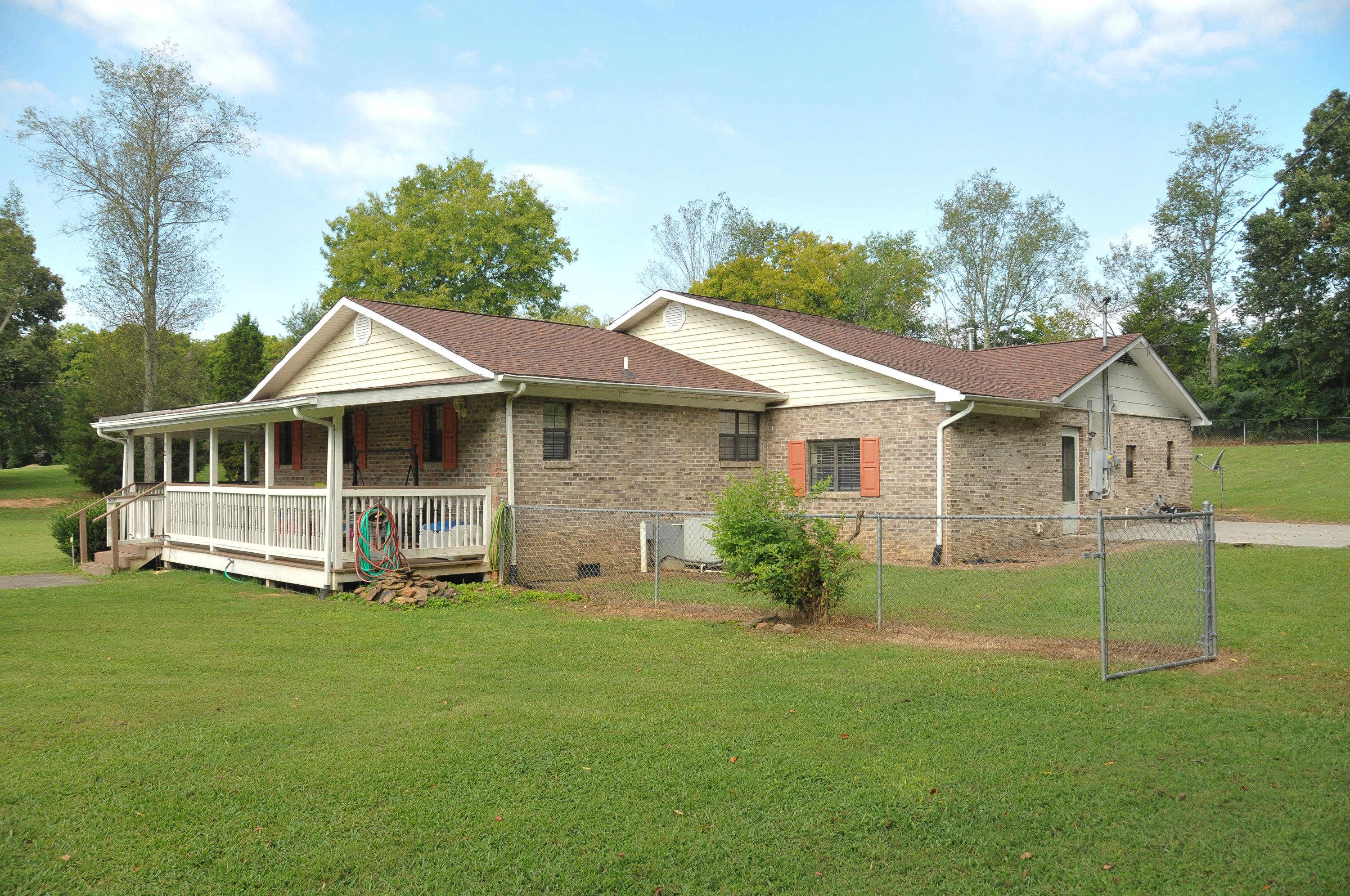721 Janes Road Maryville, TN 37801 - Photo 2 of 20 DSC_5944