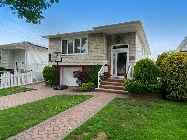 655 Rathbun Avenue Staten Island, NY 10312 - Photo 1 of 14 Gallery Image 1