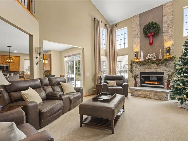 $559,999 | 1849 Moorland Lane, Crystal Lake, IL 60014