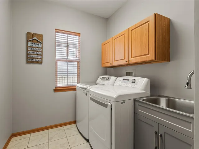 $559,999 | 1849 Moorland Lane, Crystal Lake, IL 60014