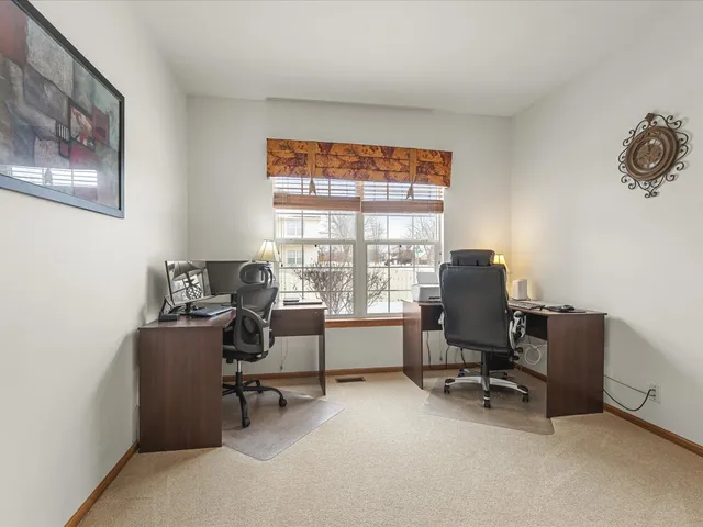 $559,999 | 1849 Moorland Lane, Crystal Lake, IL 60014