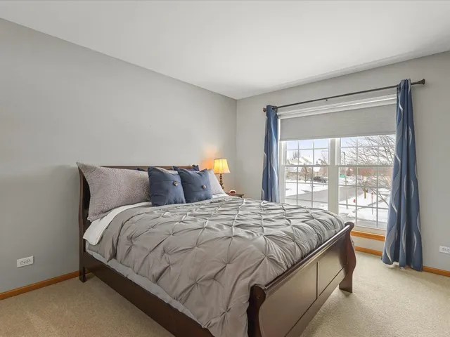 $559,999 | 1849 Moorland Lane, Crystal Lake, IL 60014