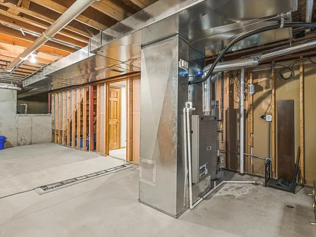 $559,999 | 1849 Moorland Lane, Crystal Lake, IL 60014