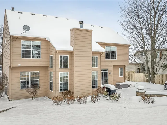 $559,999 | 1849 Moorland Lane, Crystal Lake, IL 60014