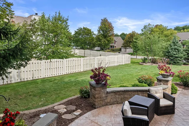 $559,999 | 1849 Moorland Lane, Crystal Lake, IL 60014