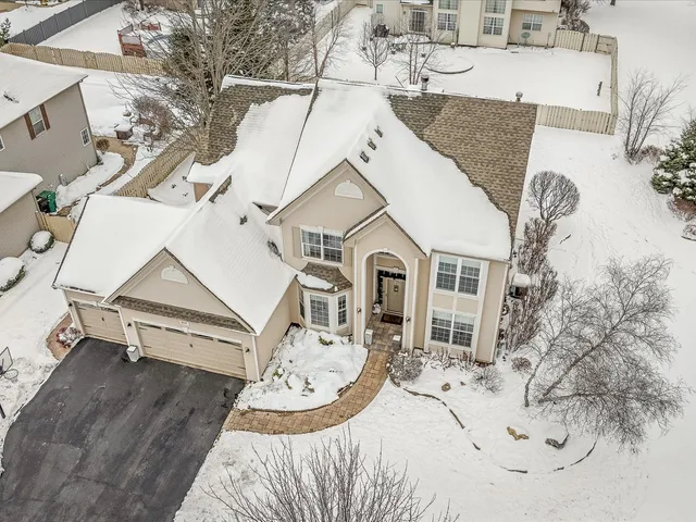 $559,999 | 1849 Moorland Lane, Crystal Lake, IL 60014